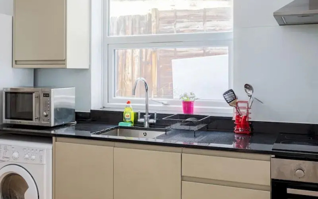 1-bedroom Apartment With Private Garden