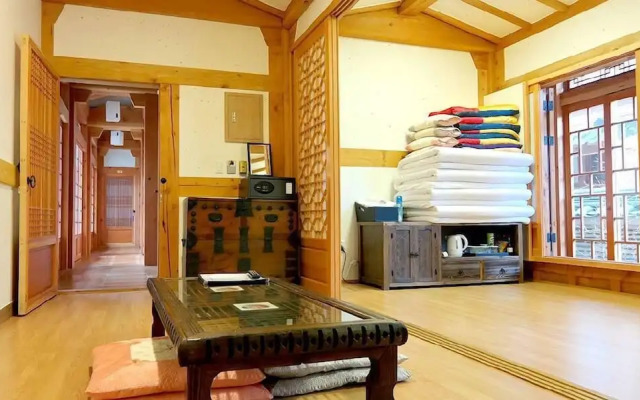 Gyeongju Hwangnamkwan Hanok Hotel