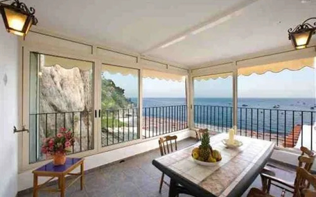 Villa Beach