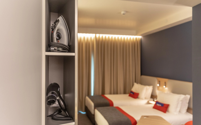 Holiday Inn Express Lisbon - Plaza Saldanha by IHG - Image 4