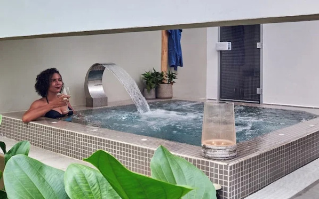 Plantation Urban Resort & Spa