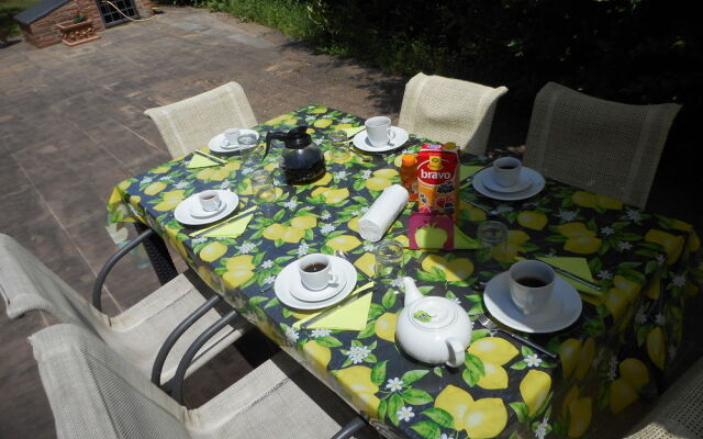 Villa Tilli - Bed&Breakfast e Country House
