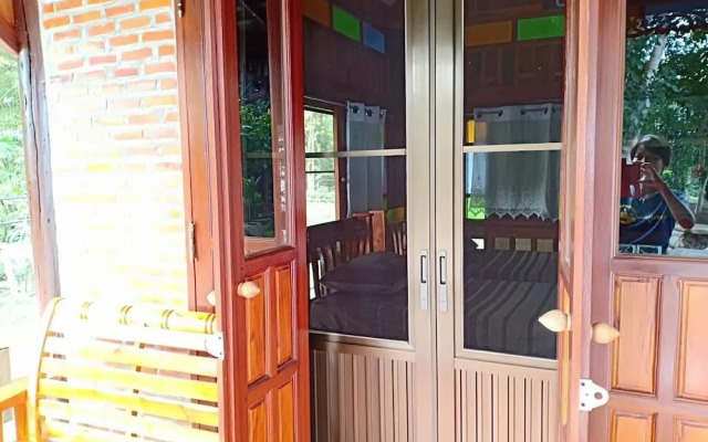 Rim Nam Kong Homestay & Campsite