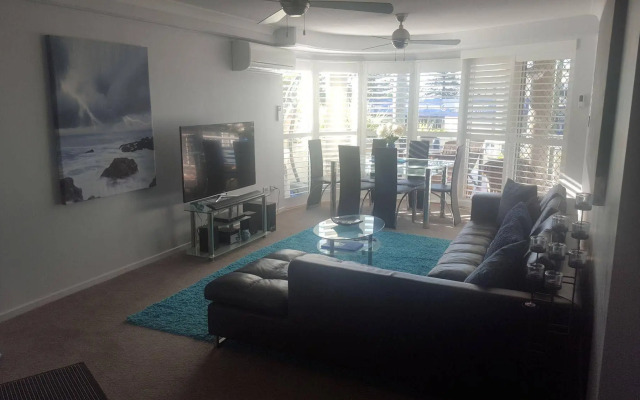 Kirra Palms Holiday Apartments