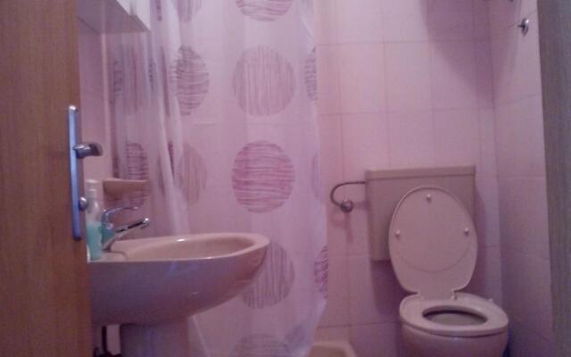 RANKO - 50 M FROM THE BEACH - B1 LOđA (2+1)