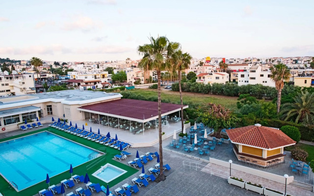 Kissos Hotel