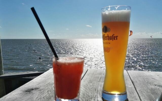 Wohnung an der Lagune mit Terrasse