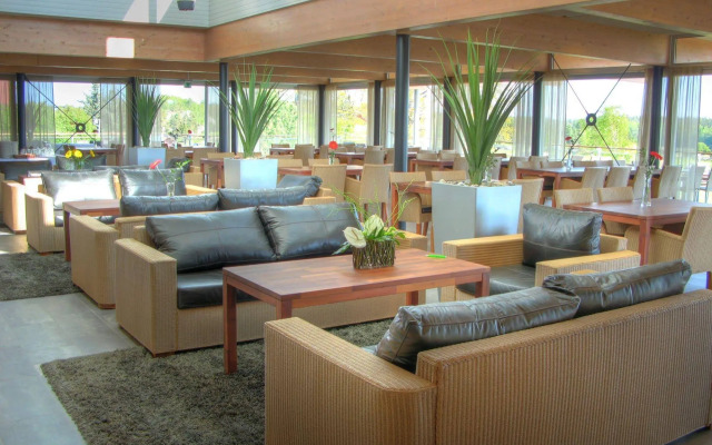 Kultaranta Resort