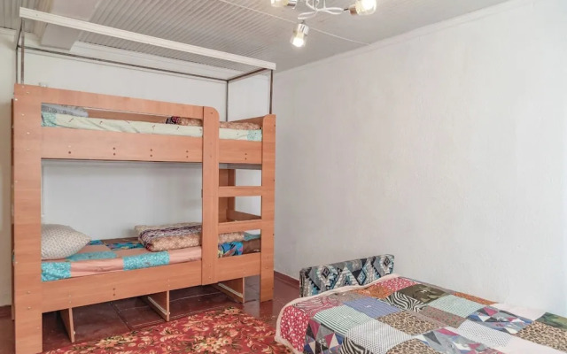 Camping Yard Hostel Karakol