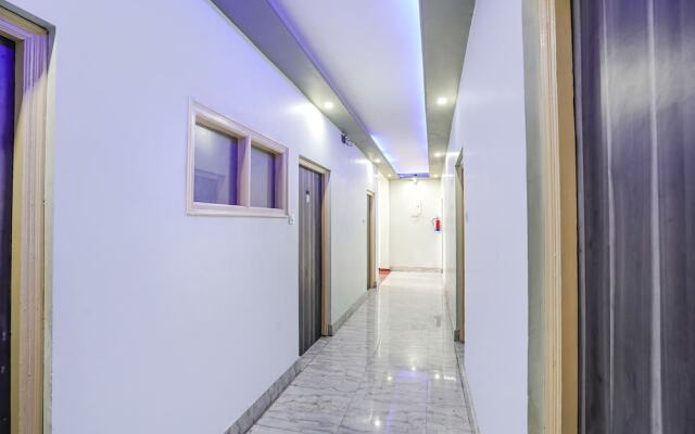 Fabhotel Deepak Palace