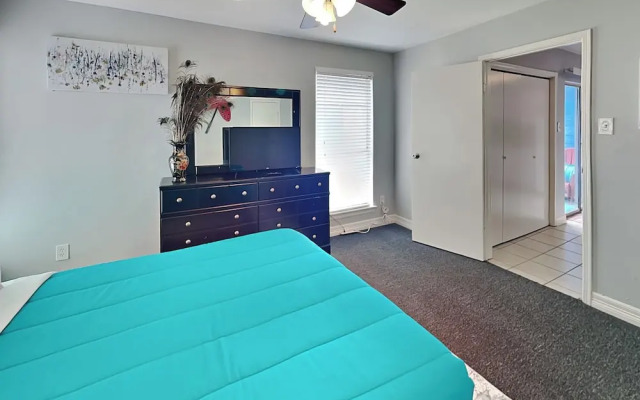Palms at Cove View 1704 - Glowing Fun