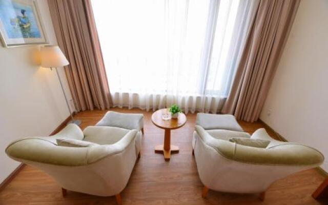 Blue Mansion Hotel Fuxian Lake Chengjiang