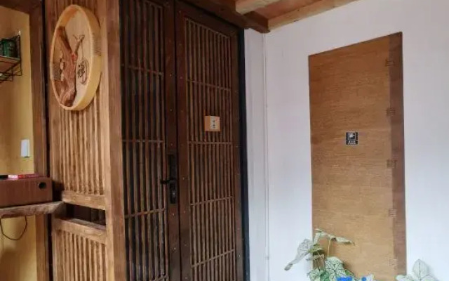 Ruo Ri Wang Lou B&B（Shanghai Zhujiajiao Ancient Town Store）