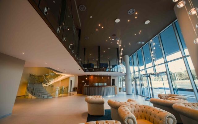 Life Hotel