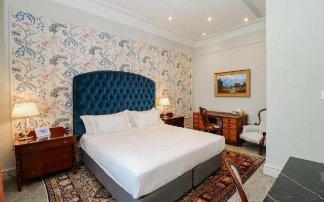 The Monarch Hotel
