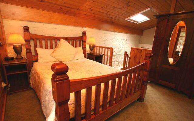 The Lodge on Elizabeth