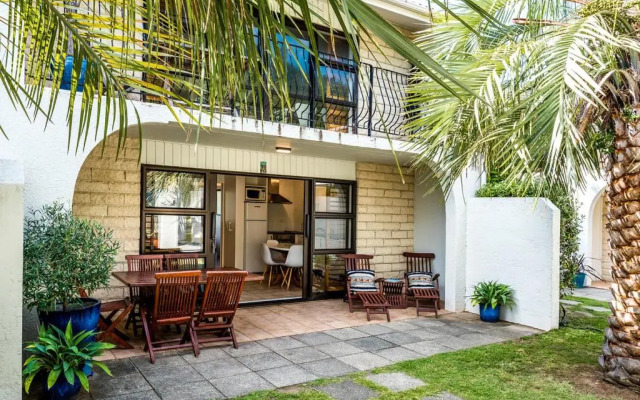 Onetangi Beach Apartments
