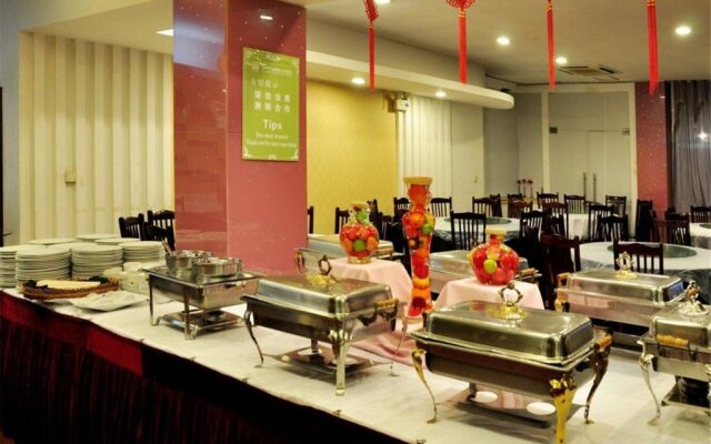 Golden Bridge Holiday Hotel