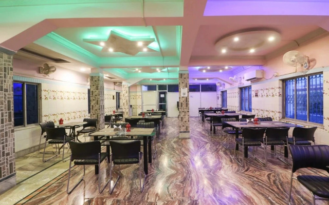 Silver Woods by OYO Rooms
