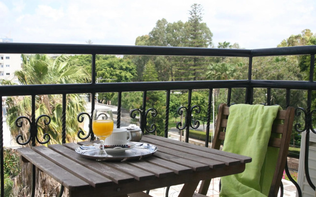 Chrielka Hotel Apartments