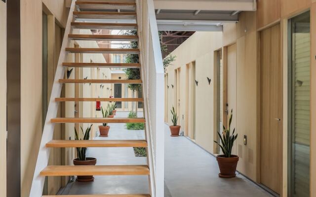 Mythic Boutique Bed & Breakfast