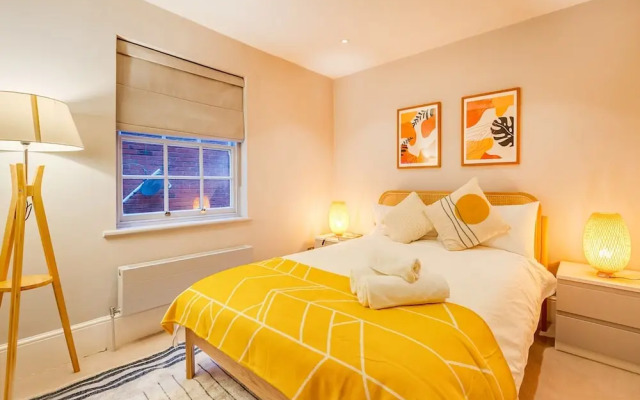 Charming Spacious 5 Bed Mews House - Kensington