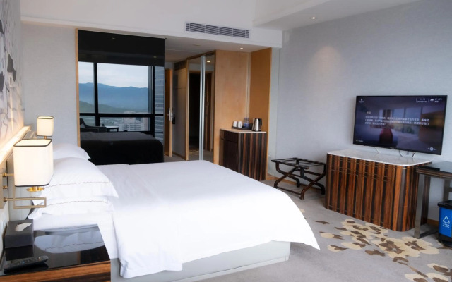 Shenzhen Huaqiang Plaza Hotel