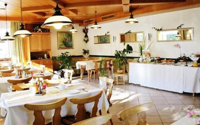 Gasthof-Pension Zum Haugstein - Familie Eder