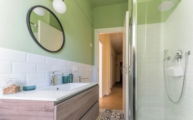 Spacious Apartment In Sori With Terrace