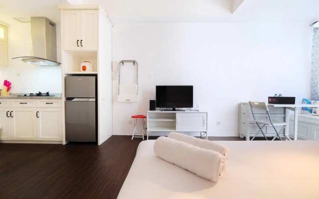 Minimalist Studio at Bassura City Apartment By Travelio