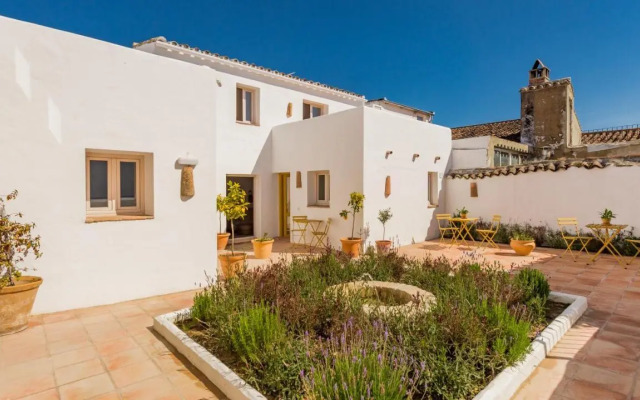 Romantic Ronda garden cottage