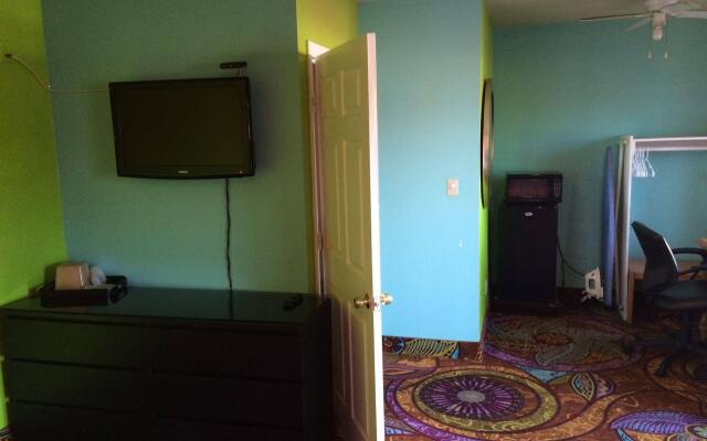 Long Beach Motel