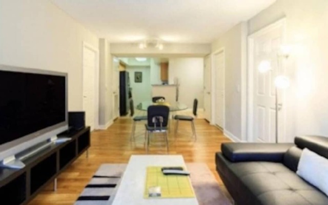 Lovely 2 Bedroom 2 Bathroom Apartment in the Nation s Capital 4 Guests