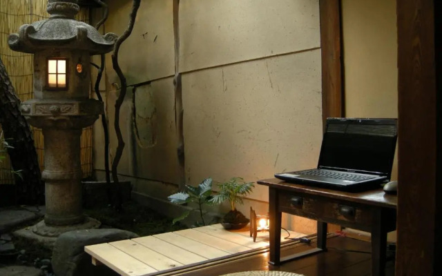 Itoya Stand Guesthouse