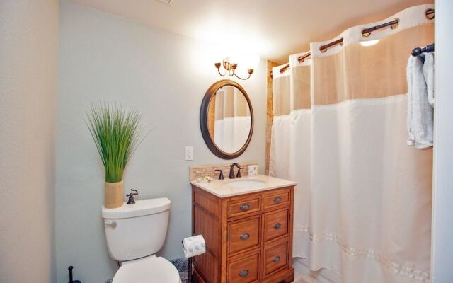 Pelican Beach Resort by Panhandle Getaways