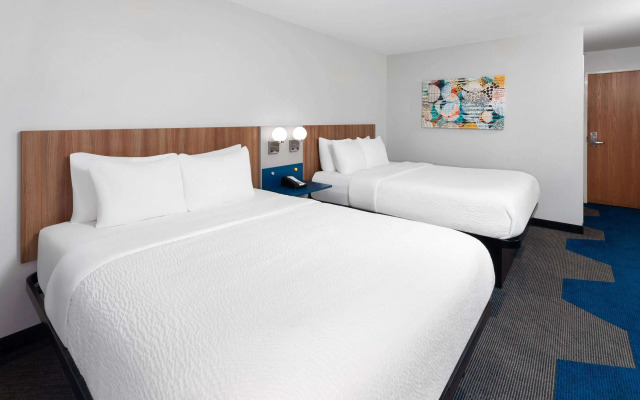 Microtel Inn by Wyndham Janesville