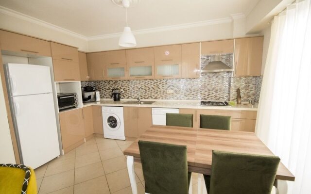 Serenity Apartments 2 by Villamnet