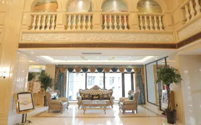 Vienna Hotel (Shenyang Central Street)