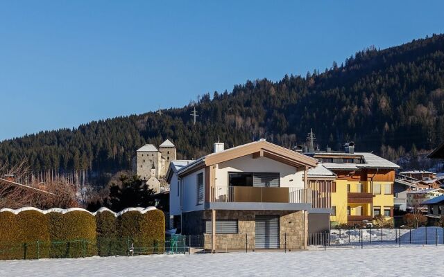 Aurora Mountain Chalet by we rent