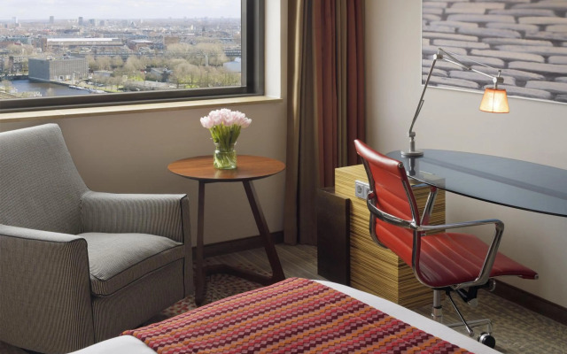 Mövenpick Hotel Amsterdam City Centre