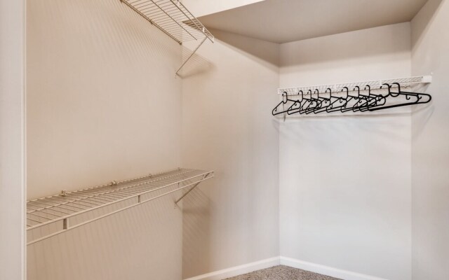 Midtown Luxury Suites by 1stHomeRent