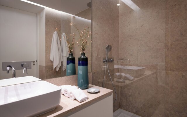 Aurea Once Upon a House