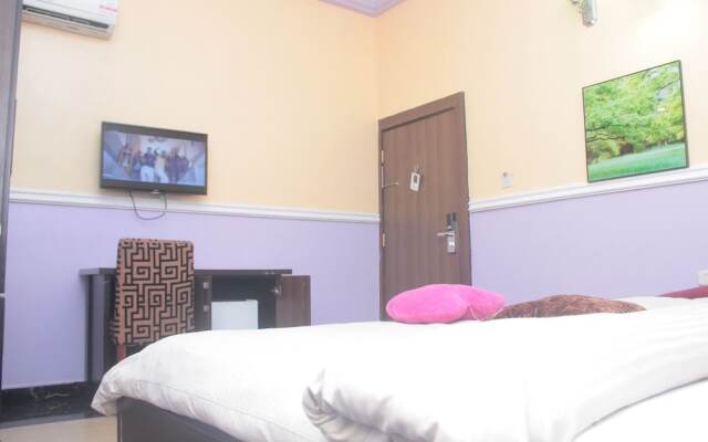 Titanic View Hotel & Suites Ltd