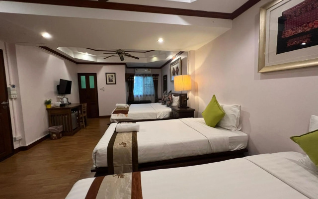 Pha Thai House