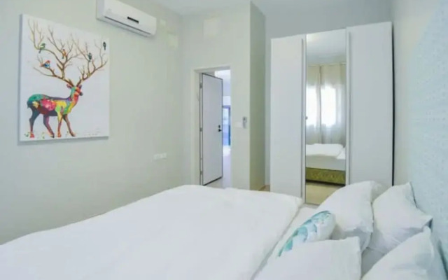 Yafo 35 apartment
