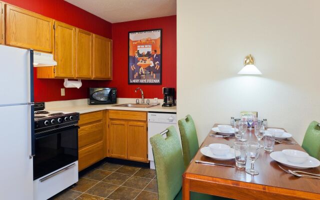 Residence Inn by Marriott Indianapolis Airport