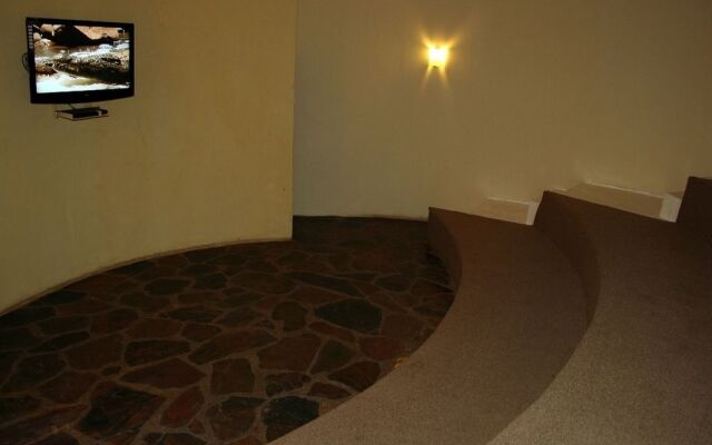 Kwena Chalets