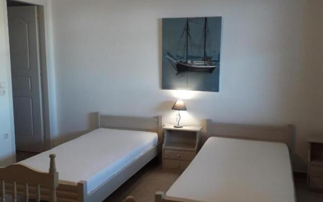 Kyklades Studios & Apartments