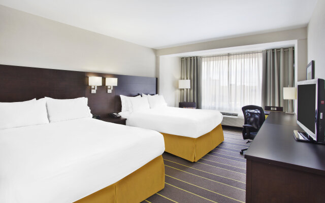 Holiday Inn Express Sault Ste Marie, an IHG Hotel