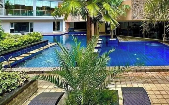 Cozy 1BR Condo in Mandaluyong City With City Skyline View